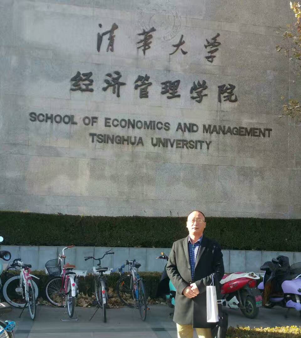 董事长在清华大学进修MBA